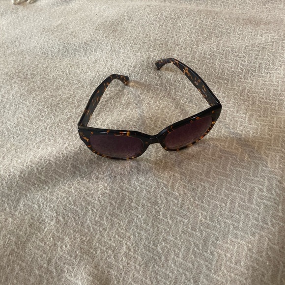 AQS sunglasses - Picture 4 of 4